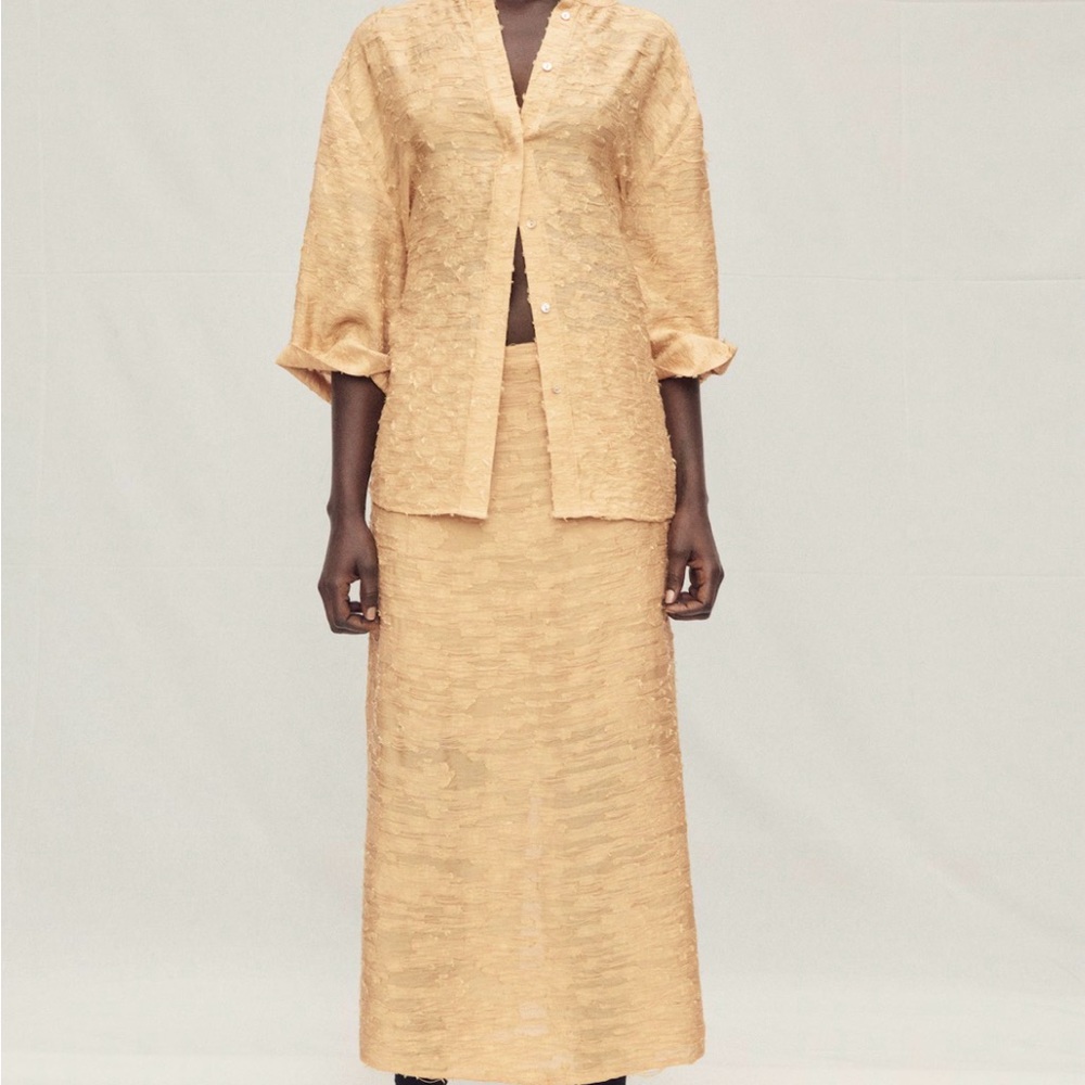 MANGO SELECTION
TEXTURED STRAIGHT SKIRT - medium